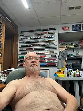 Jcaspen online show from April 10, 12:56 pm