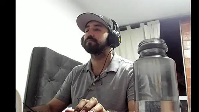 coolfriki online show from February 27, 11:58 pm