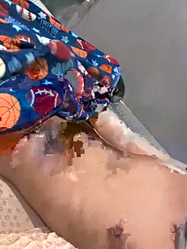 lain213 online show from November 4, 5:41 am