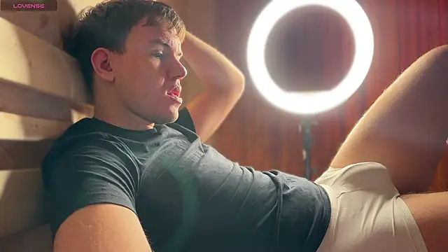 mynameischris online show from February 27, 6:36 am