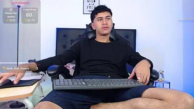 Alancum7 online show from July 10, 1:36 pm
