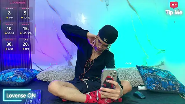 JacobBlackwell  online show from February 26, 3:52 am