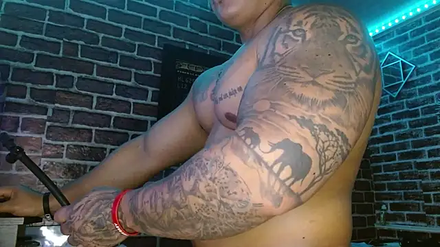 jordan bigcock  online show from March 29, 1:11 pm