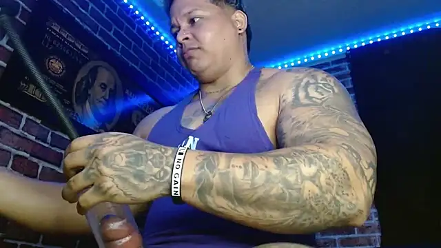 jordan bigcock  online show from November 10, 11:09 pm