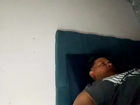 jordan bigcock  online show from February 19, 1:35 am