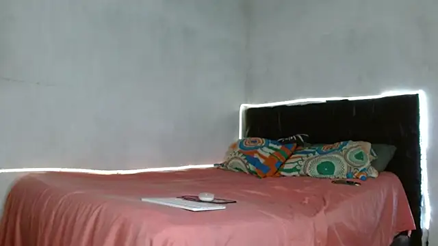 Snapshot of Paulosex12 chatting on October 25, 4:14 am Paulosex12 online show from October 25, 4:14 am