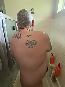 B1GLO online show from August 5, 7:19 pm