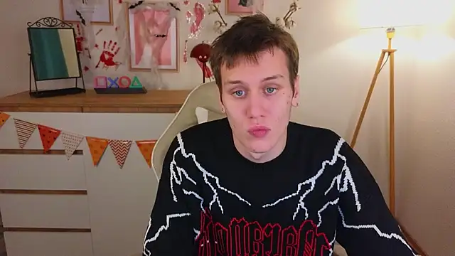 hun1er steele online show from October 26, 4:09 pm