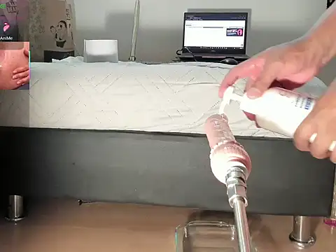   Aragon   online show from December 3, 2:50 am