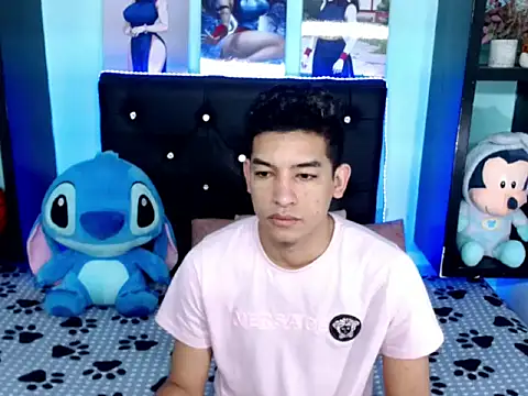 x Aaron x online show from October 24, 3:30 am