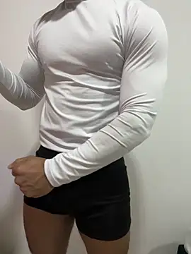 Snapshot of LianScott_ chatting on October 15, 8:27 pm LianScott  online show from October 15, 8:27 pm