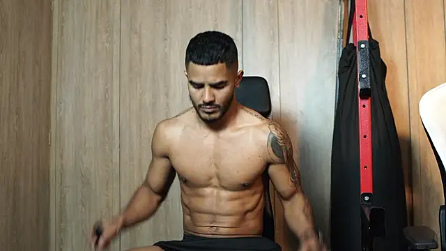 Reik Vonn online show from February 27, 1:01 pm