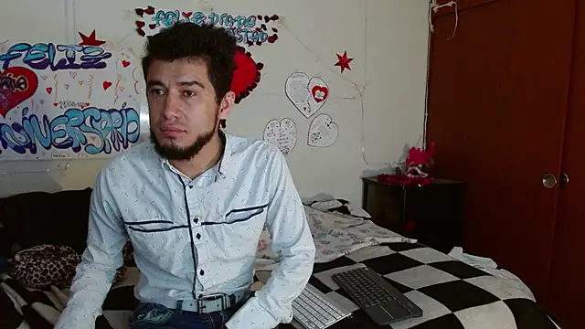 picante70  online show from February 17, 11:09 am