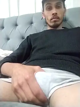 Snapshot of lucho228 chatting on October 30, 4:25 am lucho228 online show from October 30, 4:25 am