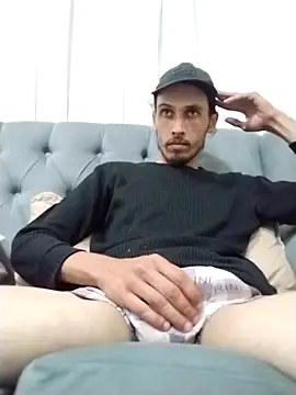 Snapshot of lucho228 chatting on October 28, 6:38 am lucho228 online show from October 28, 6:38 am