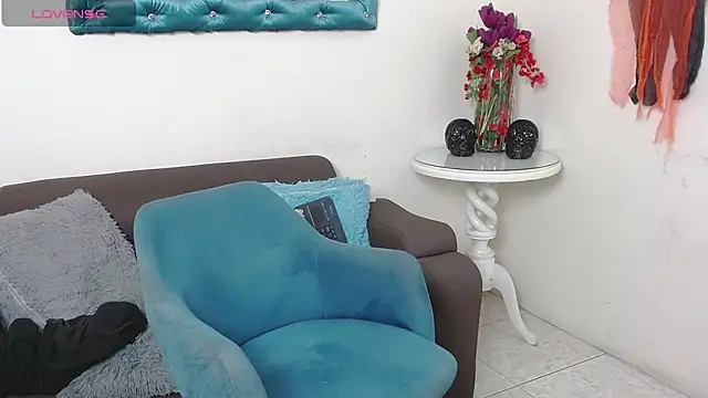 Snapshot of Mateocruz_ chatting on October 18, 4:01 pm Mateocruz  online show from October 18, 4:01 pm