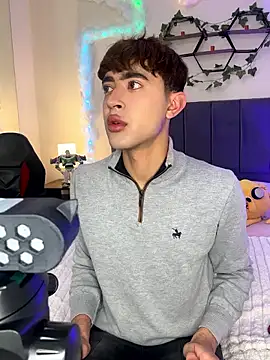 JustinCastiblanco online show from January 8, 11:26 am