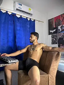 Kylian Alessandro online show from February 15, 7:55 pm