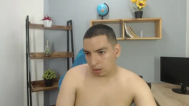 Axel Stones  online show from October 22, 1:59 pm