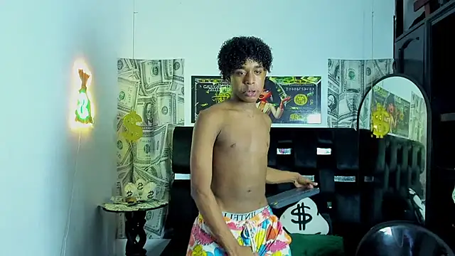 Snapshot of Latin_Femboy13 chatting on October 16, 7:55 pm Latin Femboy13 online show from October 16, 7:55 pm