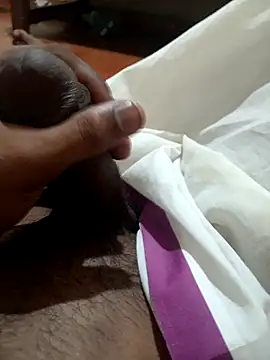 bullamon6549 online show from November 15, 6:10 pm