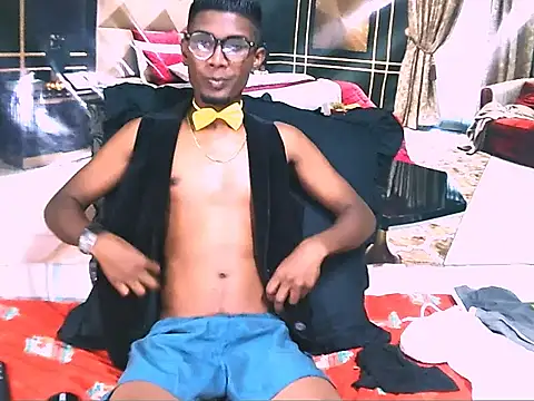 IndianThuggin online show from May 24, 5:30 pm