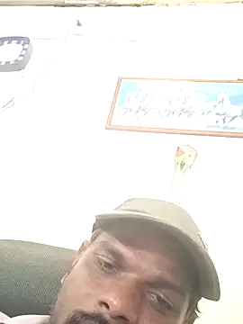 Snapshot of RNlov chatting on October 18, 8:08 am RNlov online show from October 18, 8:08 am