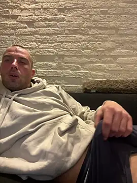 Rotteei1 online show from March 10, 10:10 am