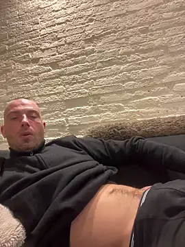 Rotteei1 online show from February 8, 5:17 pm