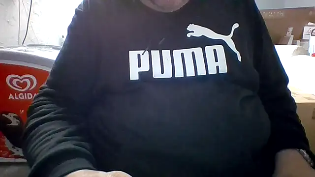 stefistefi8097 online show from March 5, 7:21 pm