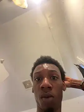 1SkinnyDude online show from October 24, 5:03 pm