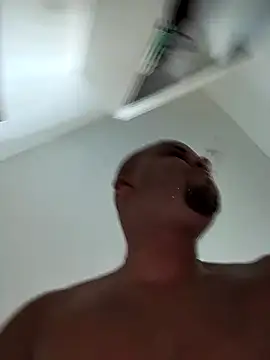 Jonathanbarreto online show from March 7, 6:27 pm