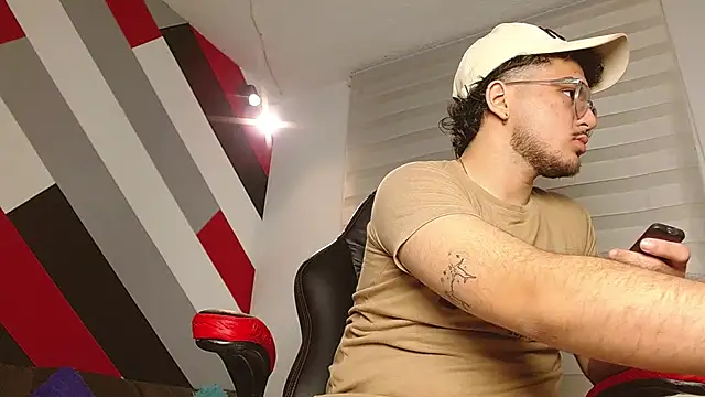 Zac Golden online show from April 4, 12:02 pm