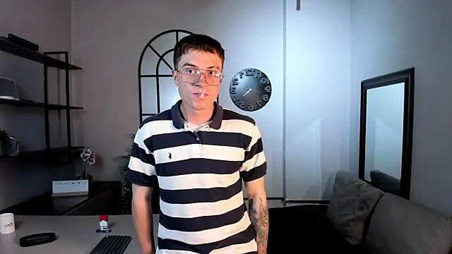 Lil James online show from April 1, 7:55 pm