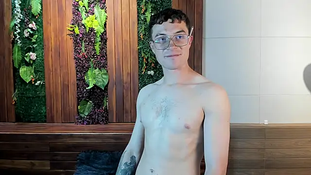 Lil James online show from May 7, 8:31 pm