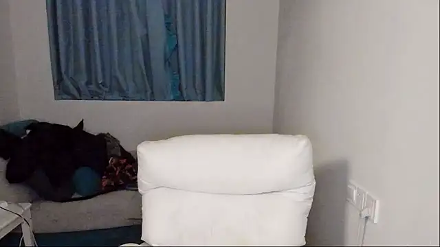 L1kuto online show from November 27, 3:05 pm