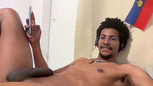 Albert Madrid online show from July 28, 7:39 pm