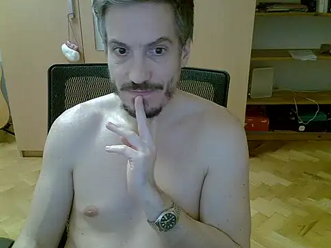 delayclose   online show from February 24, 5:03 pm