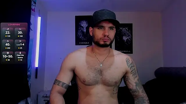 AUSTINN TORRES online show from January 15, 12:47 am