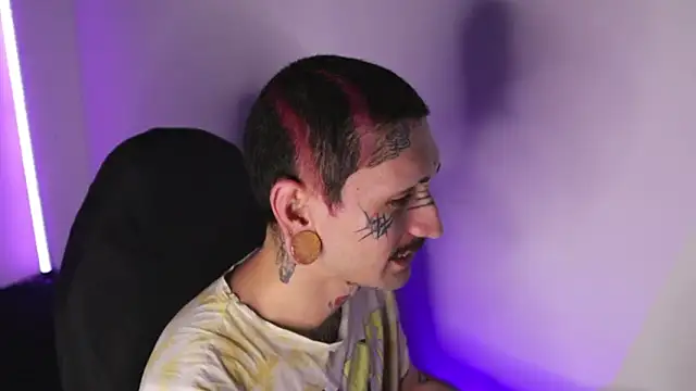 TokyoHatsumoto online show from March 6, 1:02 am