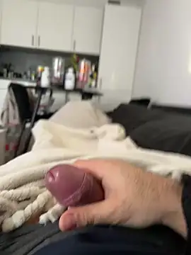 hasanka62 online show from February 4, 8:20 am