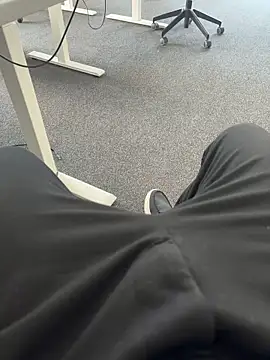 hasanka62 online show from April 29, 9:03 am