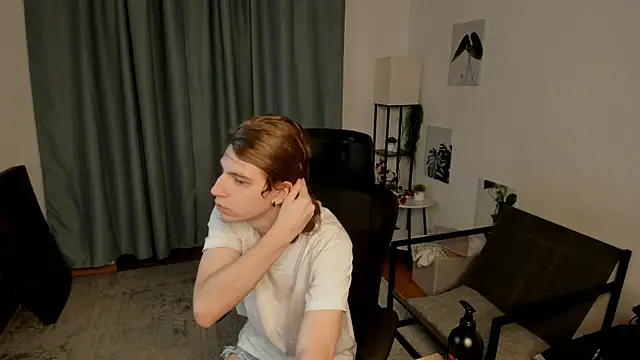 AvenGlow online show from February 5, 5:14 am