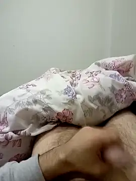 Mstfaavan64 online show from February 18, 1:04 am