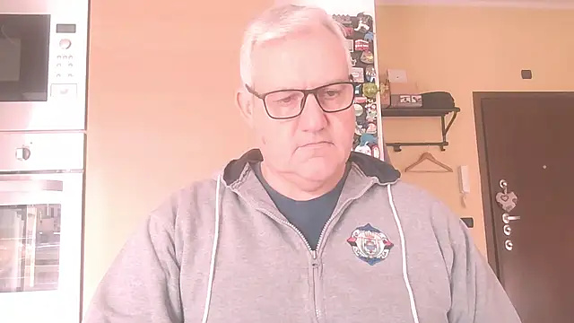 Diegoriv71 online show from February 8, 9:04 am