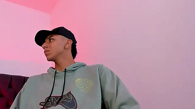 leelpaul online show from October 28, 12:40 pm