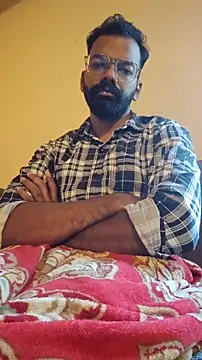 nithinrr online show from November 14, 2:04 am