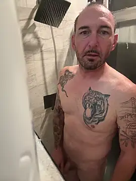 RobsBigD online show from October 30, 6:20 pm