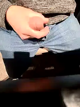 big Jizzy 125 online show from March 1, 5:51 am