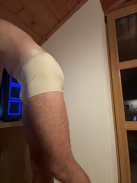 Esclav0 online show from November 18, 9:17 pm